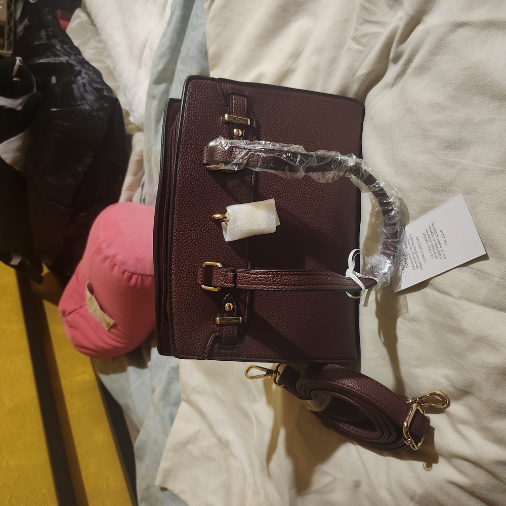 Elegant Maroon Vegan Leather Handbag With Wallet